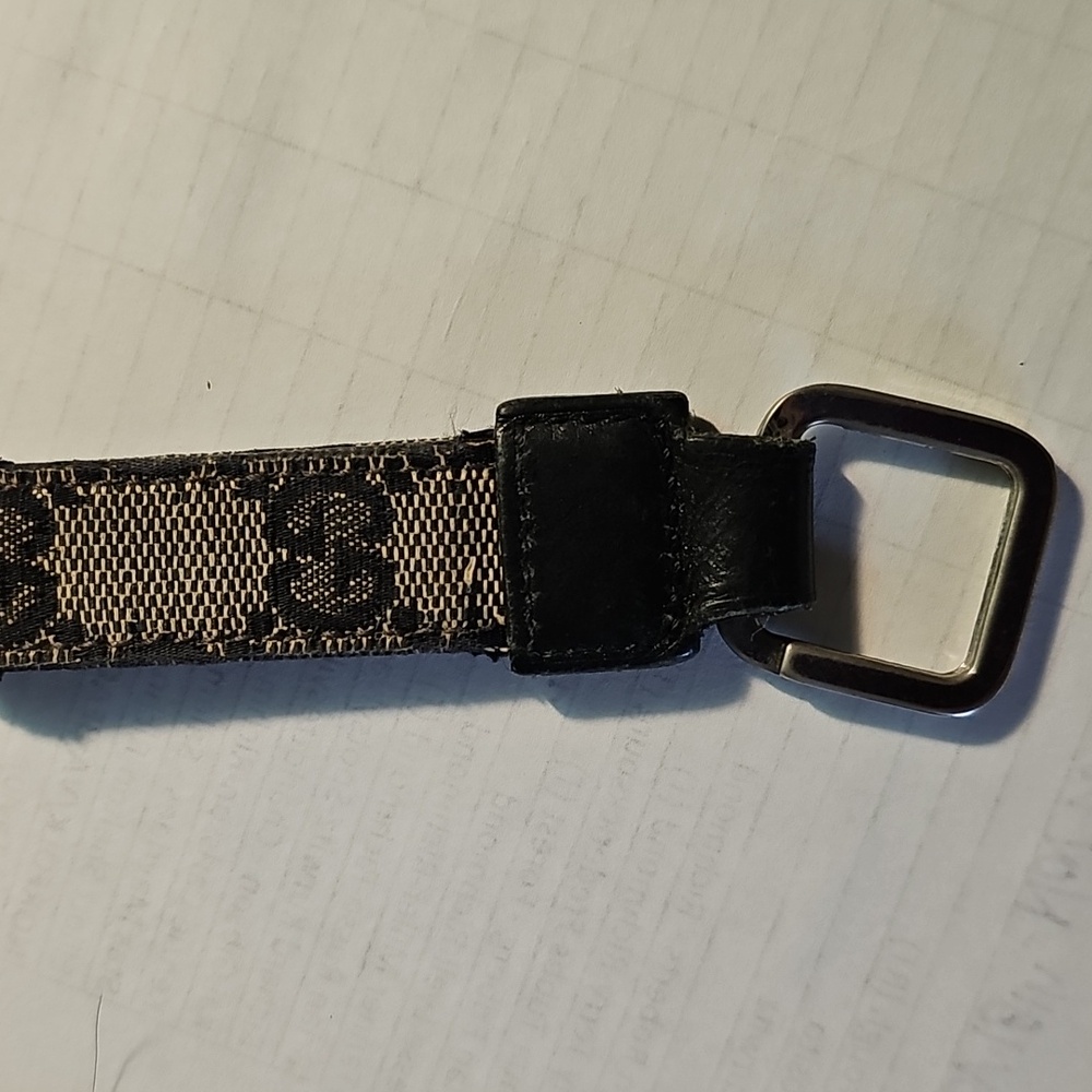 Gucci Black and Brown Key Fob with Signature Monogram - Picture 3 of 3